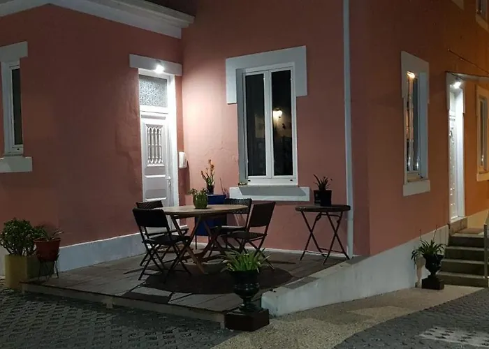Luxurious Pink House And Parking