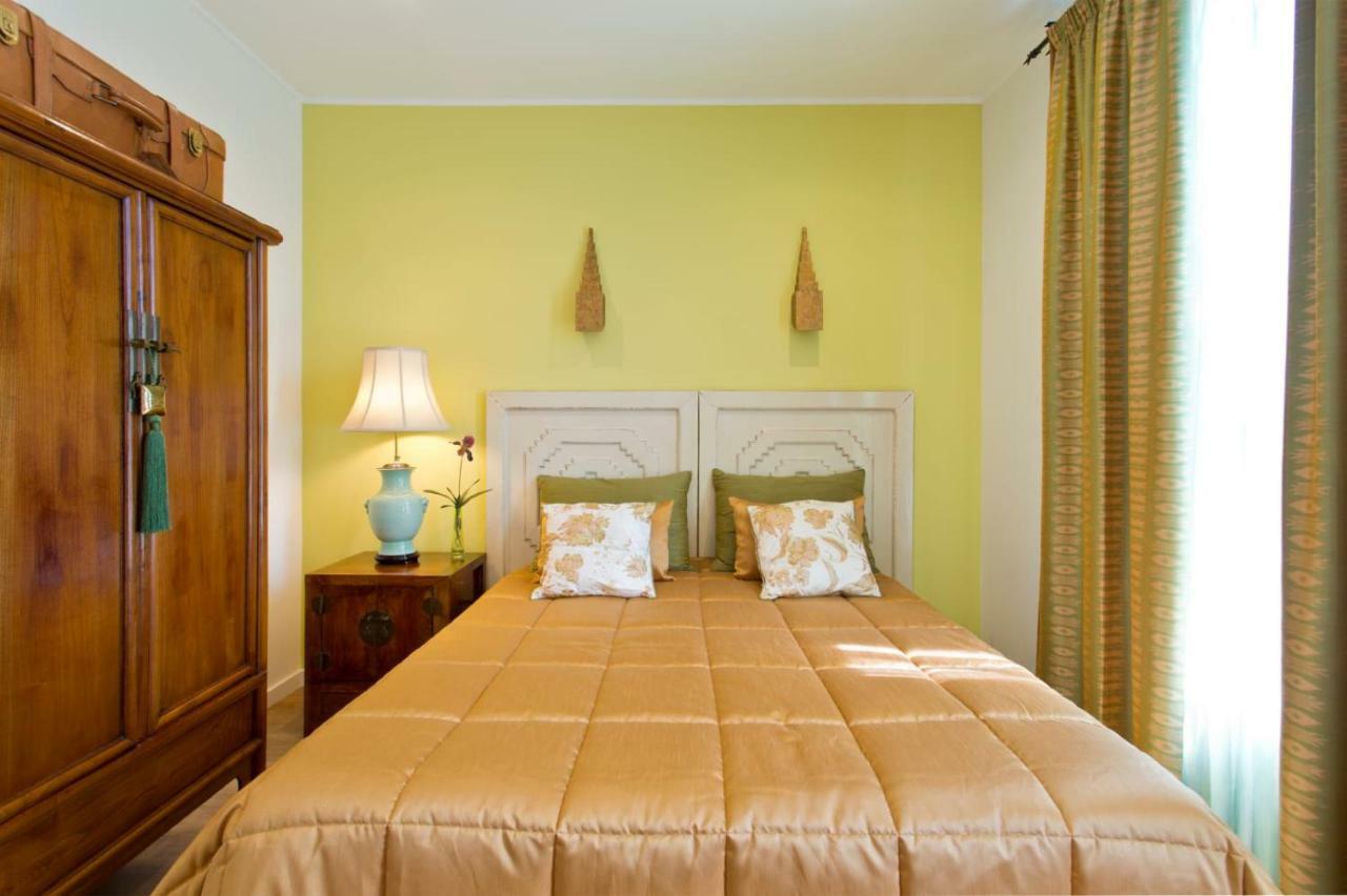 Luxurious Pink House And Parking Holiday home Porto